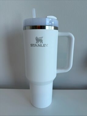 NWOT Stanley